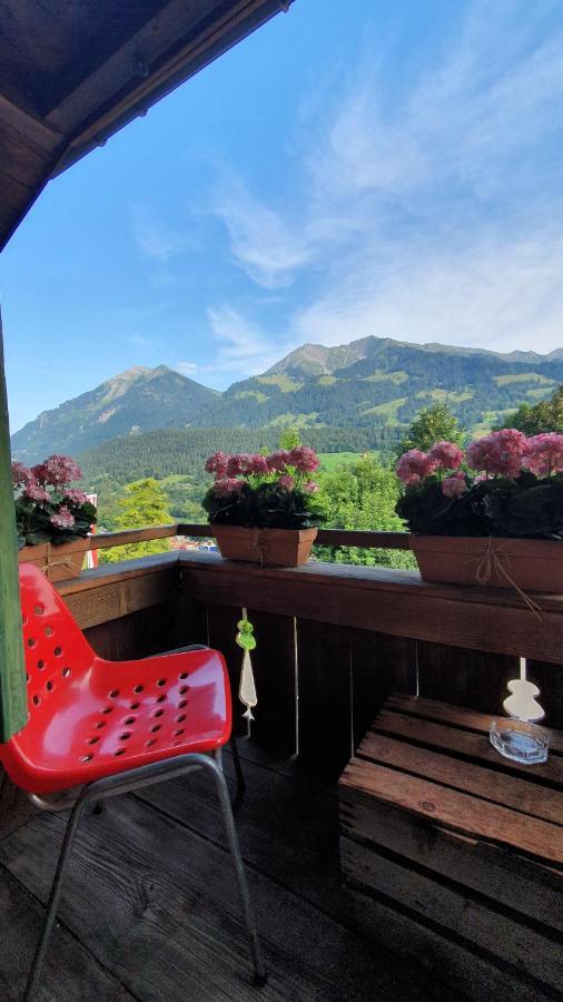 Adlerhorst - Im Niedersimmental * Oey